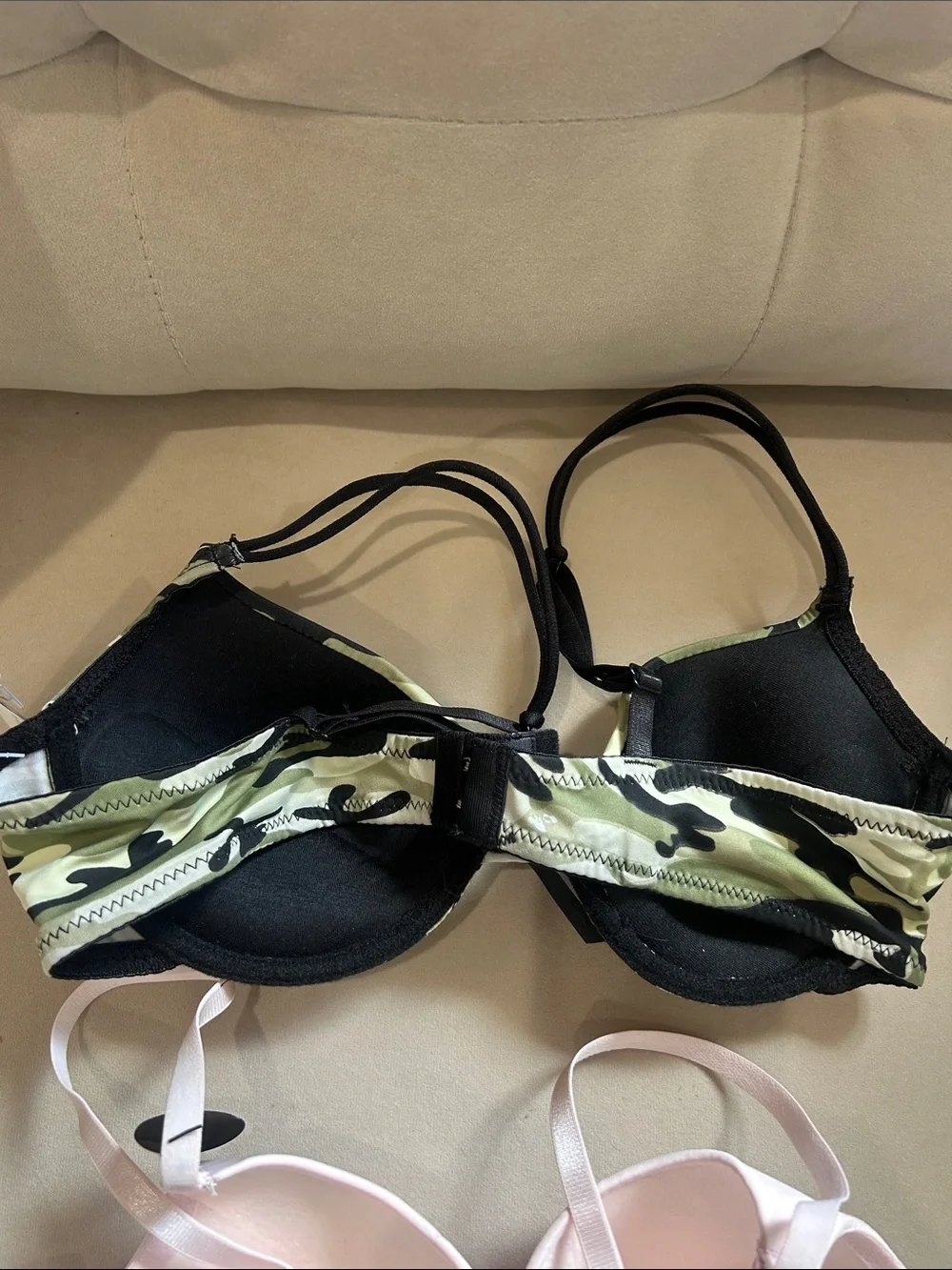 Rene Rofe Camouflage Push-Up Bra & Light Pink Lace Bra Set - Picture 7 of 7